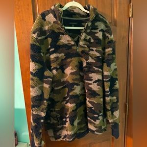 Banana Republic Green Camo Sherpa Fleece Sweatshirt 1/4 Zip Jacket